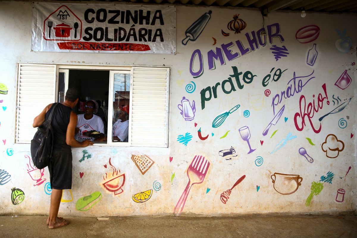 Cozinhas solidárias populares e comunitárias podem se cadastrar no MDS