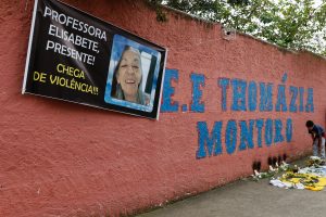 Homenagem à vítima do ataque na EE Thomazia Montoro em SP