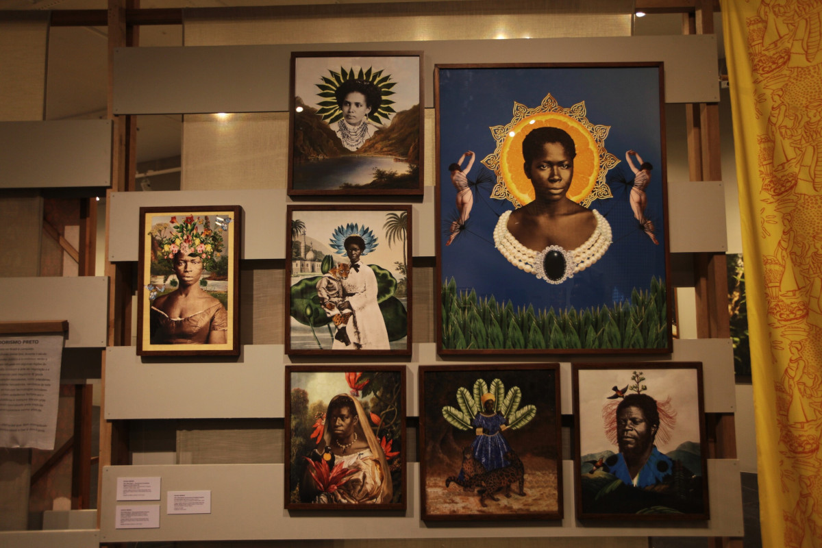 Imagem mostra quadros da exposição Um Defeito de Cor.