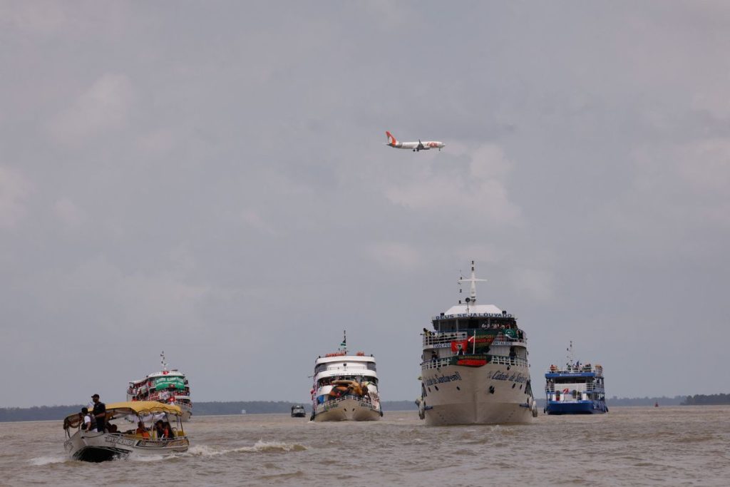 Barqueata na Cúpula dos Povos em Belém (PA)