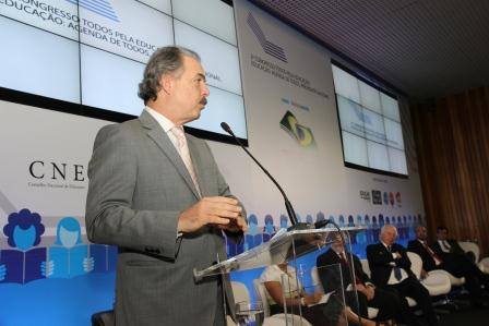 Ministro Aloizio Mercadante participa da cerimônia de abertura do 2º Congresso Todos pela Educação: Agenda de Todos, Prioridade Nacional
