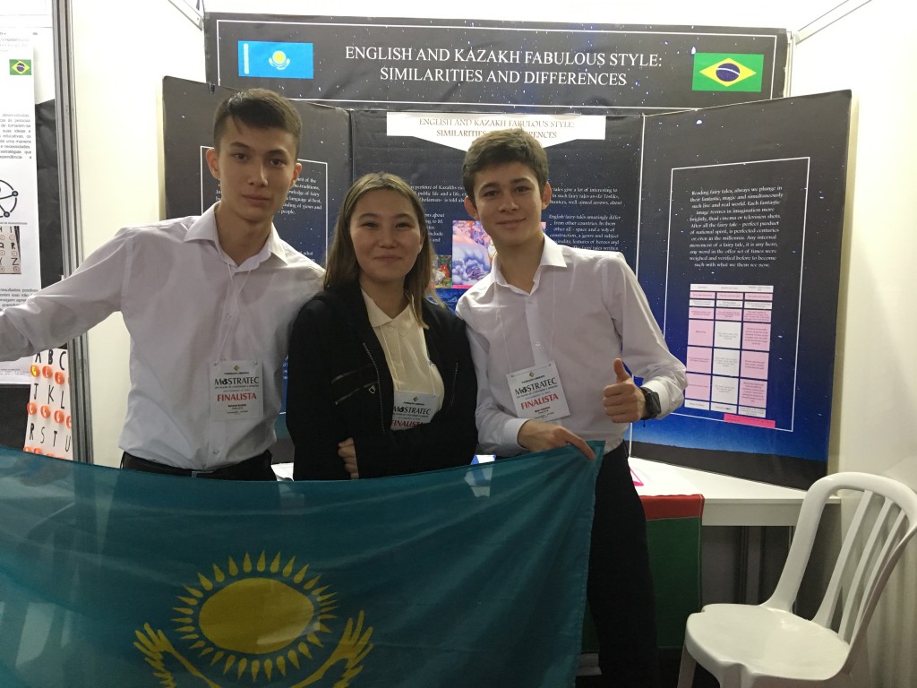 jovens do cazaquistão apresentam projeto